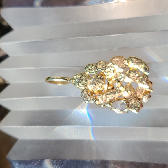 14k gold nugget pendant with pear shaped CZ, a sizable beauty! - Picture 4 of 9